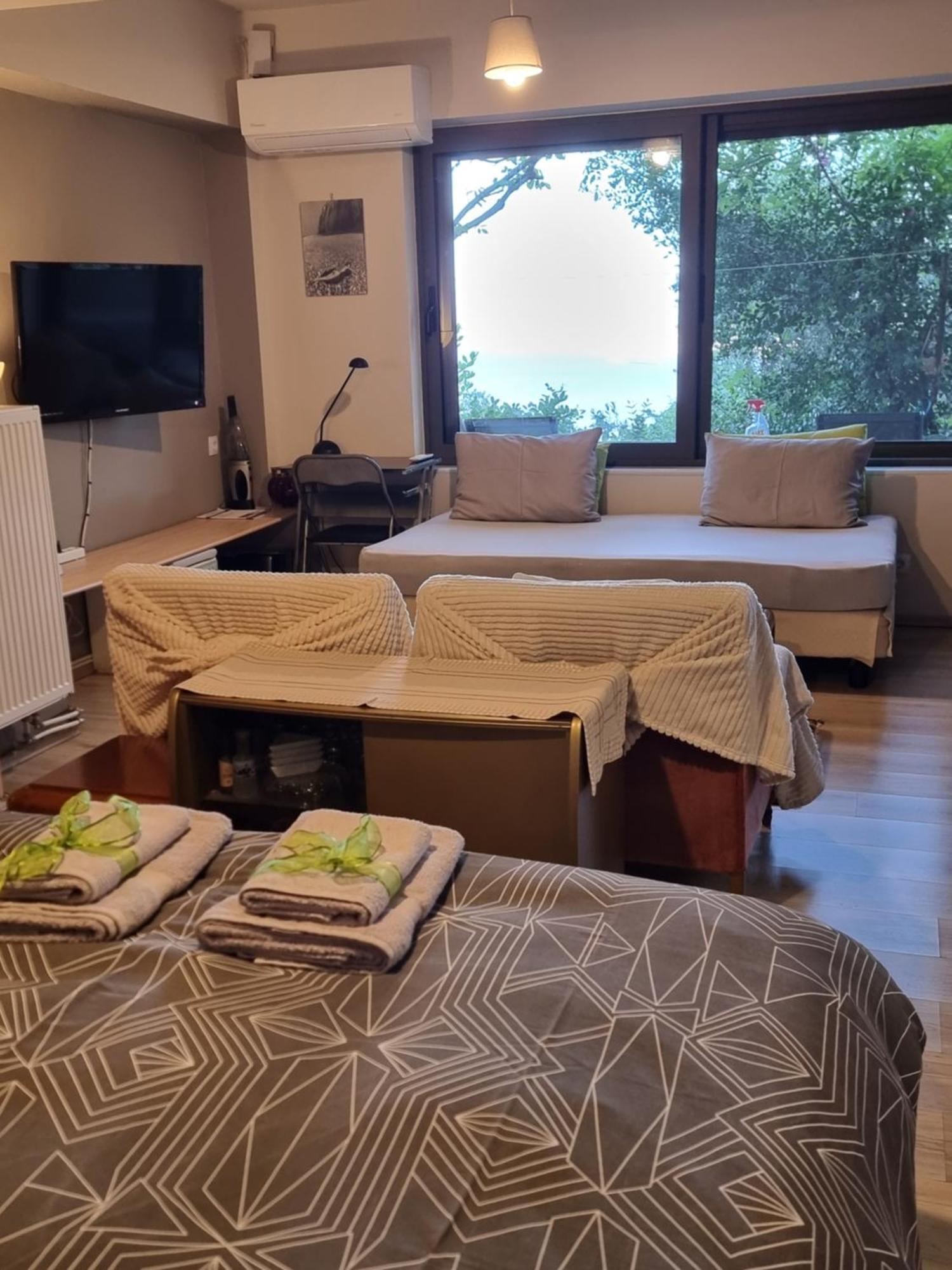 Unique View Apartment Каламата Екстер'єр фото